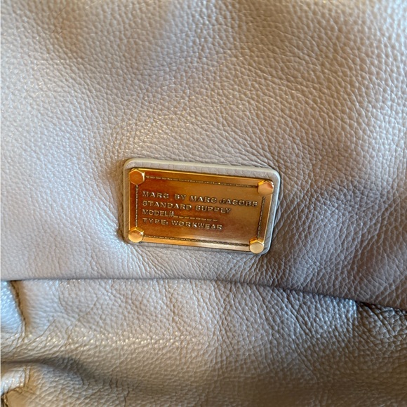 Marc by Marc Jacobs Taupe Leather Shoulder Bag - Picture 2 of 5